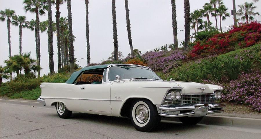  Chrysler Imperial Crown Convertible 1957 года  (фото 8 из 19)